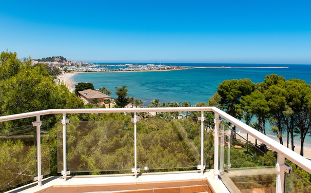Luxury villa with sea views in San Nicolas Dénia